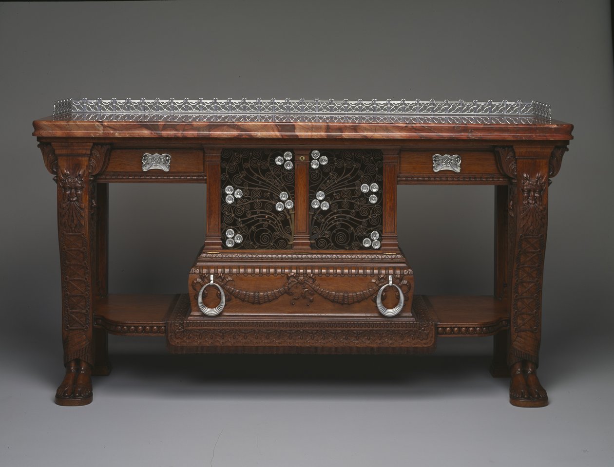 ヴァンダービルトコンソール、c.1881-1882（オーク、大理石、銀食器、ブロンズ） 作： クリスチャンとギュスターヴ・ヘルター