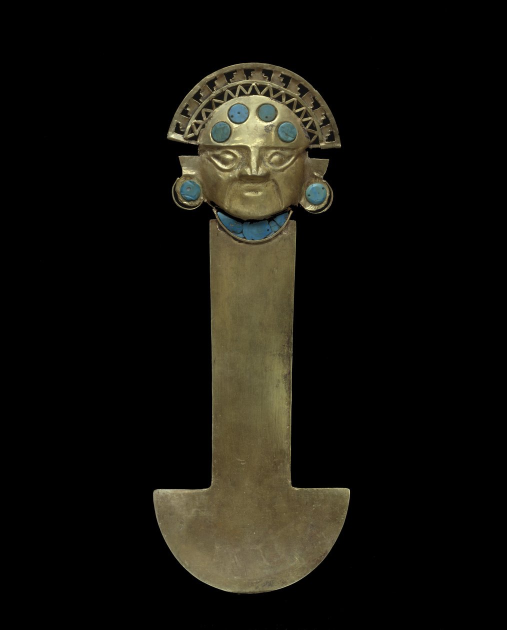 Tumi Knife、800-1375 AD（ターコイズの象眼細工が施されたハンマー、チェイス、フィリグリーゴールド） 作： 文化シカン
