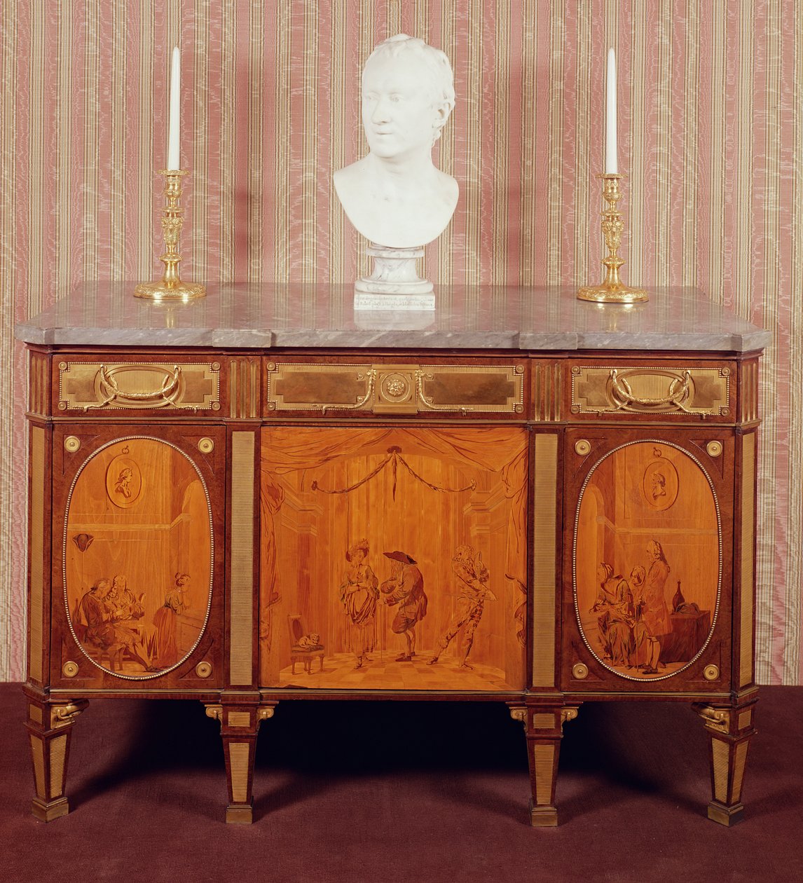 室内便器、1776-79年（寄木細工とブルーターキンマーブルトップ） 作： デビッド・レントゲン