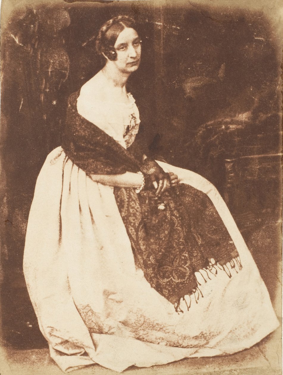 レディ・エリザベス・イーストレイク、1843～47年。 作成者: David Octavius Hill、Robert Adamson、Hill & Adamson。 作： ヒルとアダムソン