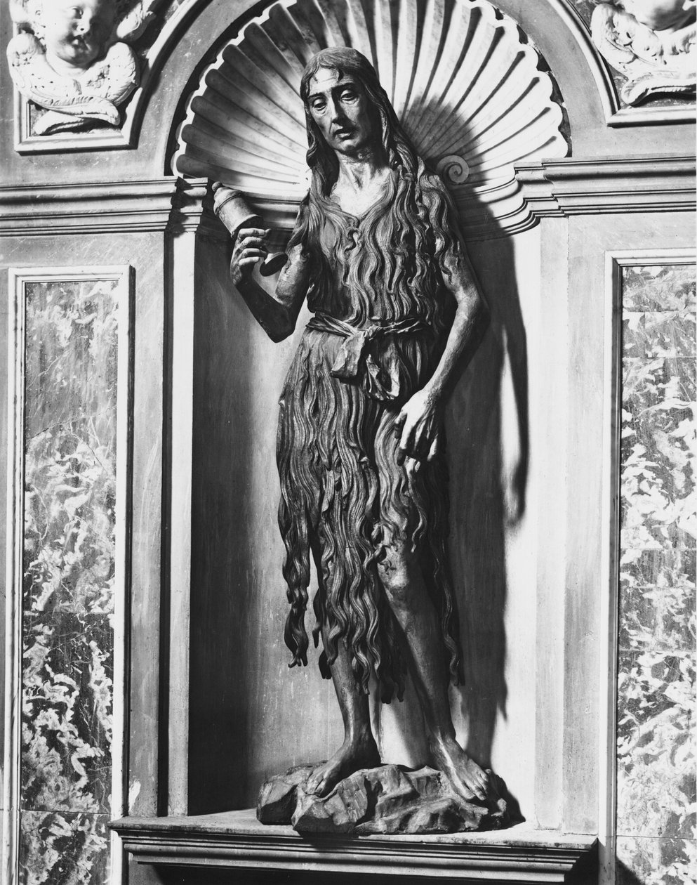 The Penitent Mary Magdalene、1464-68（木） 作： デシデリオダセッティニャーノ