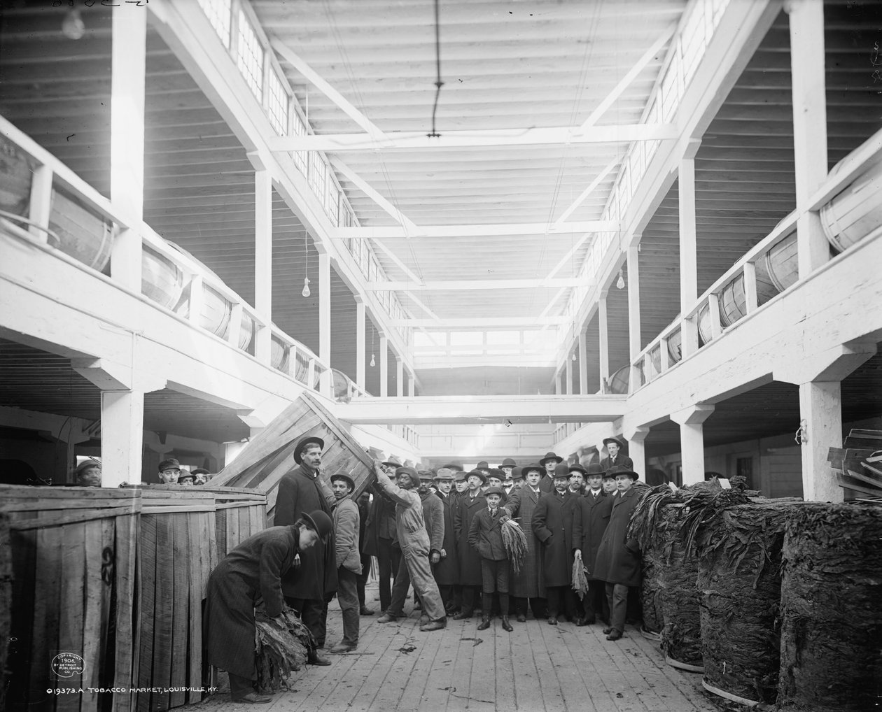 タバコ市場、ケンタッキー州ルイビル、1906 作： デトロイト出版株式会社