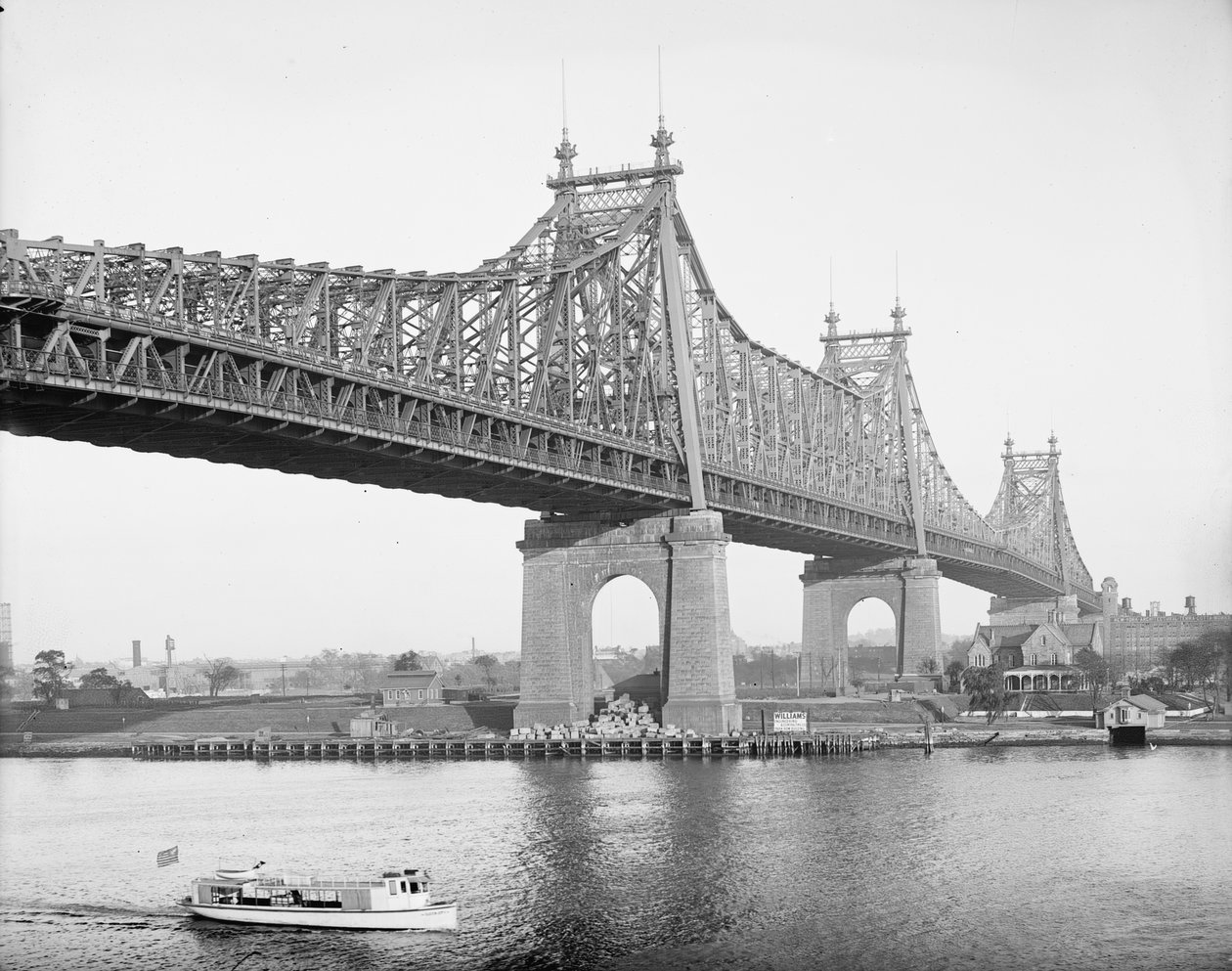 ブラックウェルズ・アイランド・ブリッジ（アメリカ・ニューヨーク市）1910年頃（モノクロ写真 作： デトロイト出版株式会社
