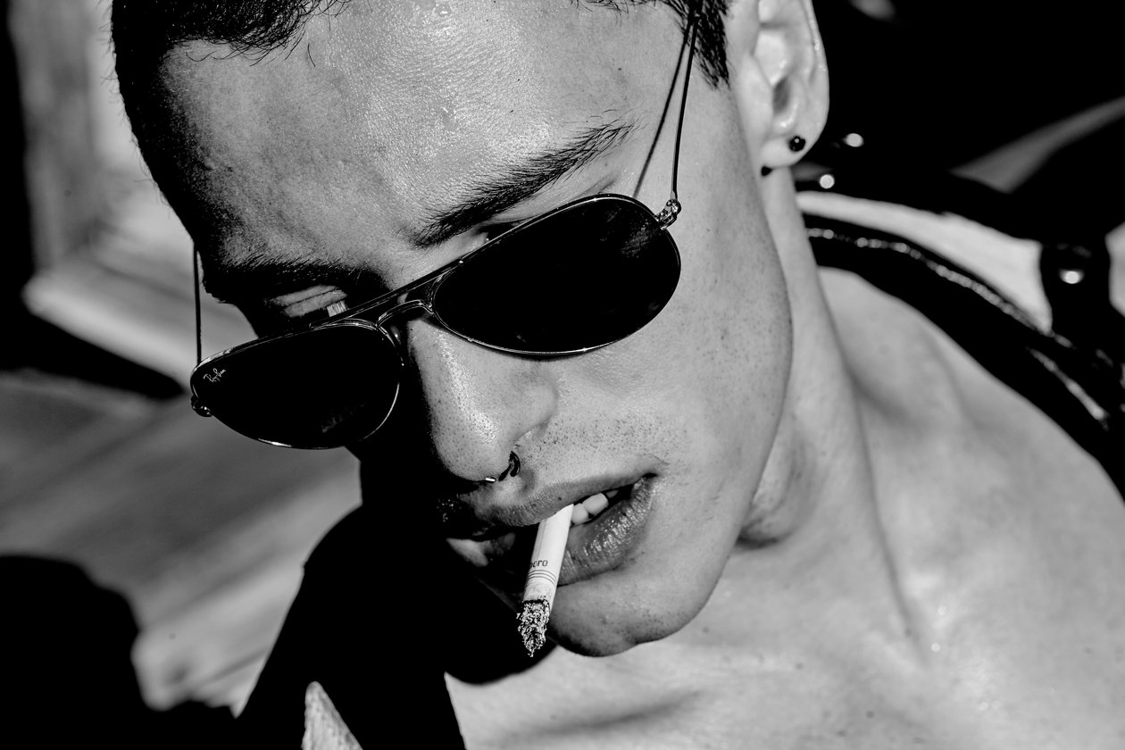 バーニング・ダウン・ザ・ハウス、2011年（写真） 作： ダイアナ・ゴメス