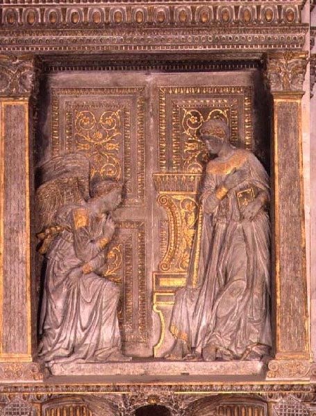 Cavalcanti Annunciation（金色の石灰岩）（64350も参照） 作： ドナテロ
