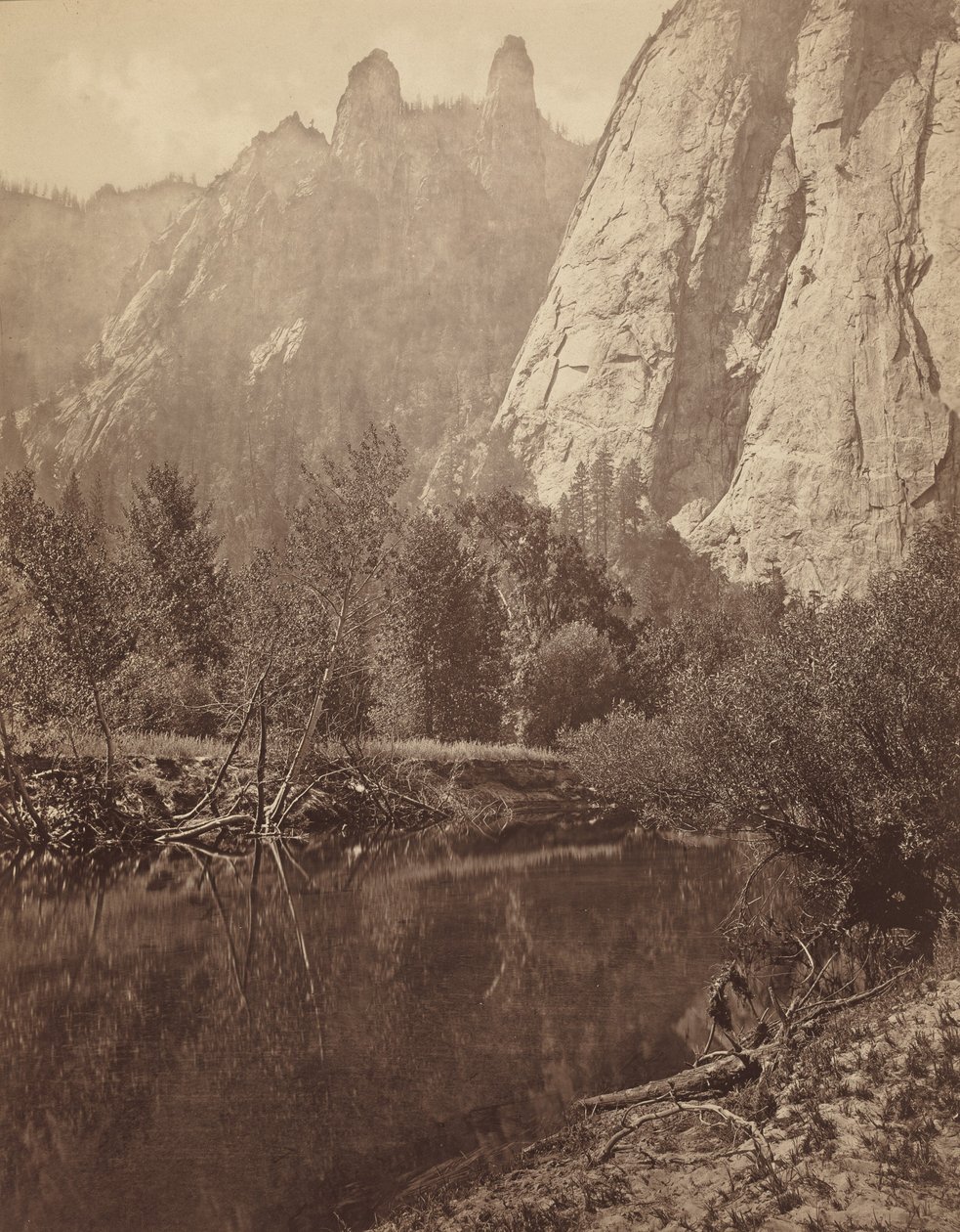 カセドラル・スパイア、ヨセミテの谷、1872年（写真） 作： エドワード・マイブリッジ