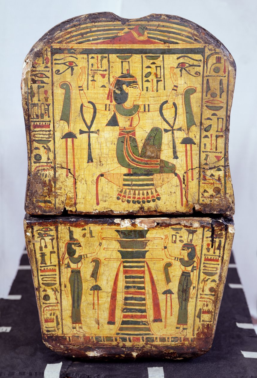 紀元前1100年頃、新王国時代にデイル・エル・バーリで発見されたとされるネシームンのミイラの棺の端面図（木部塗装品 作： エジプト第20王朝