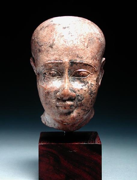 男性頭部、紀元前350年頃（ライムストーン）（185237も参照） 作： エジプト第30王朝
