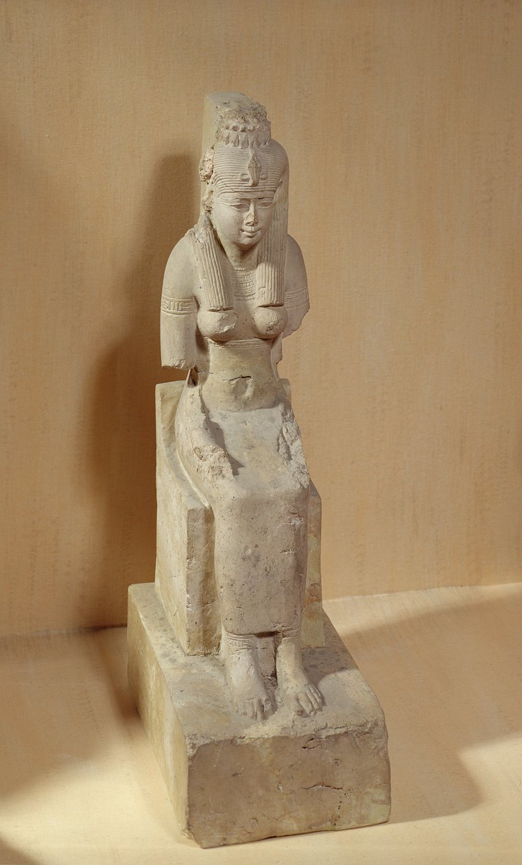 Medamud（石灰岩）からの女神Rattawyの像 作： エジプトのプトレマイオス朝