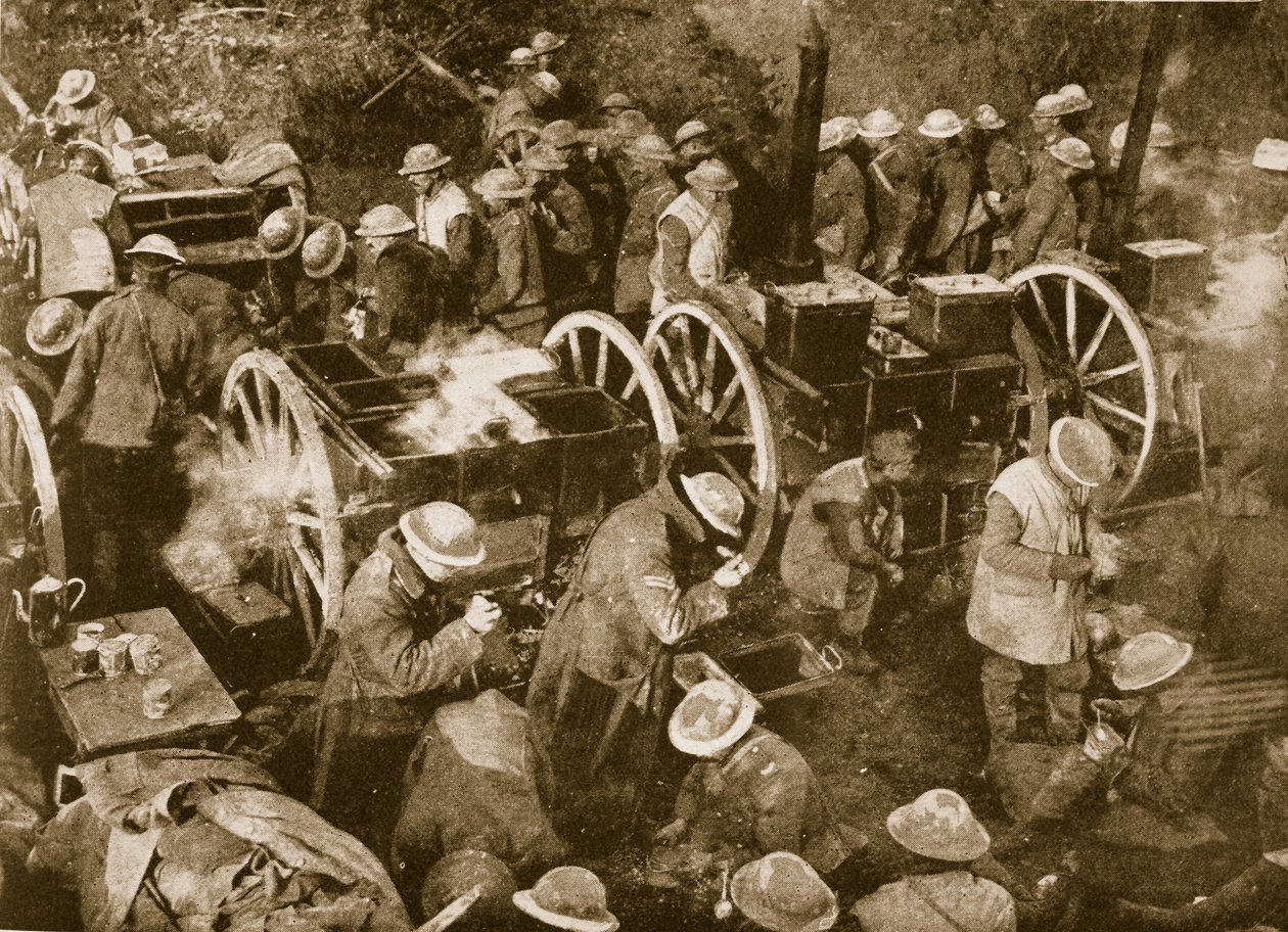 アンクレのポータブルキッチンで忙しい時間、1914-19 作： 英語の写真家