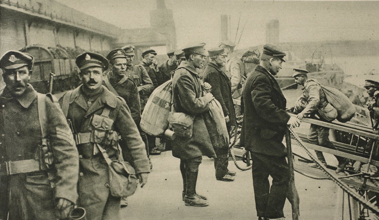 1919年に海外で4年半の軍事作戦を行った後、RFAの砲手がドーバーに上陸 作： 英語の写真家