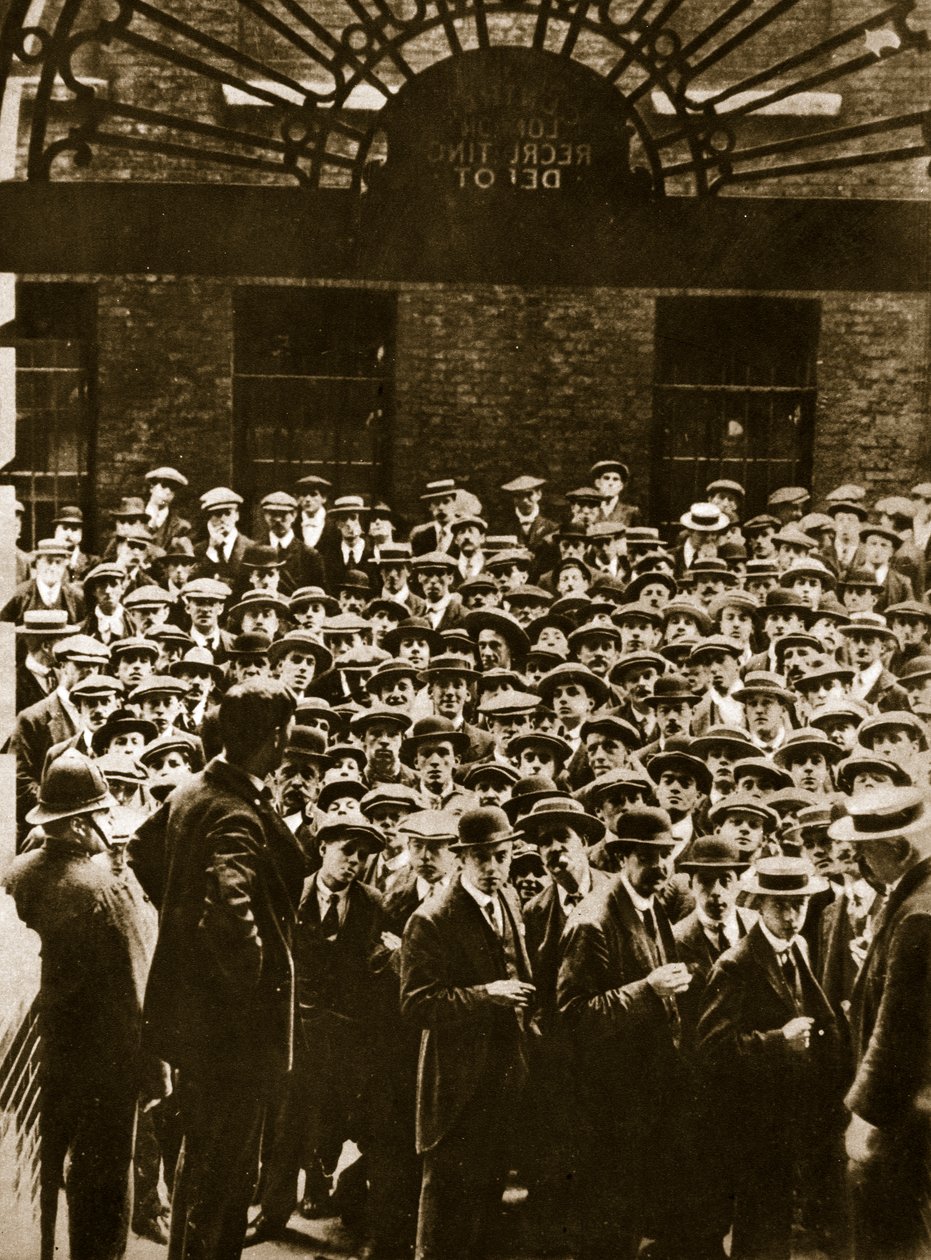 もし私が死ぬべきなら、私だけのことを考えてください...、1914-18年頃（セピア写真） 作： 英語の写真家