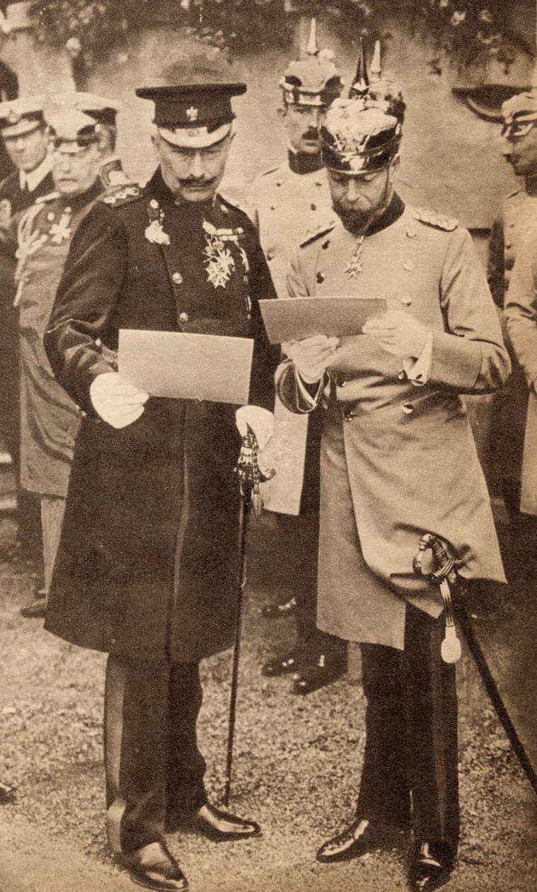 1913年にドイツでの作戦命令について話し合うジョージ5世王とカイザーヴィルヘルム2世、「ジョージ5世の生涯」のイラスト、1935年頃出版 作： 英語の写真家