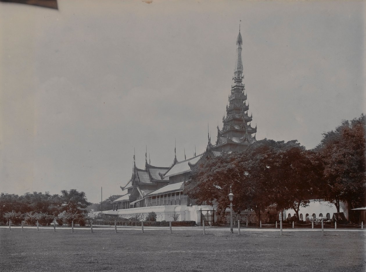 Pyit-that、マンダレー宮殿、ビルマ、1906 作： 英語の写真家