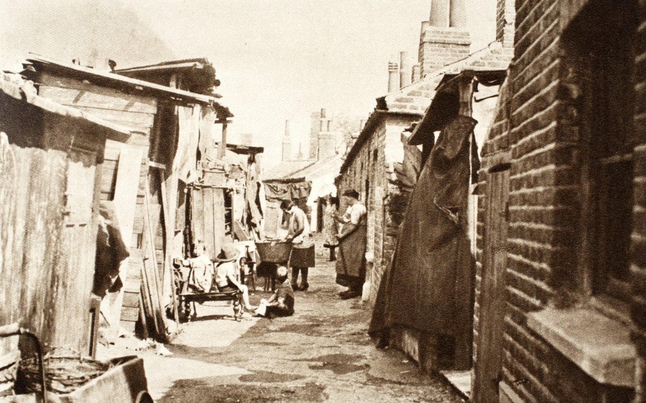 スラム、1934 作： 英語の写真家