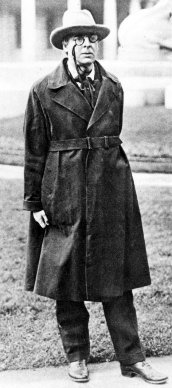 WBイェイツ、1923年 作： 英語の写真家
