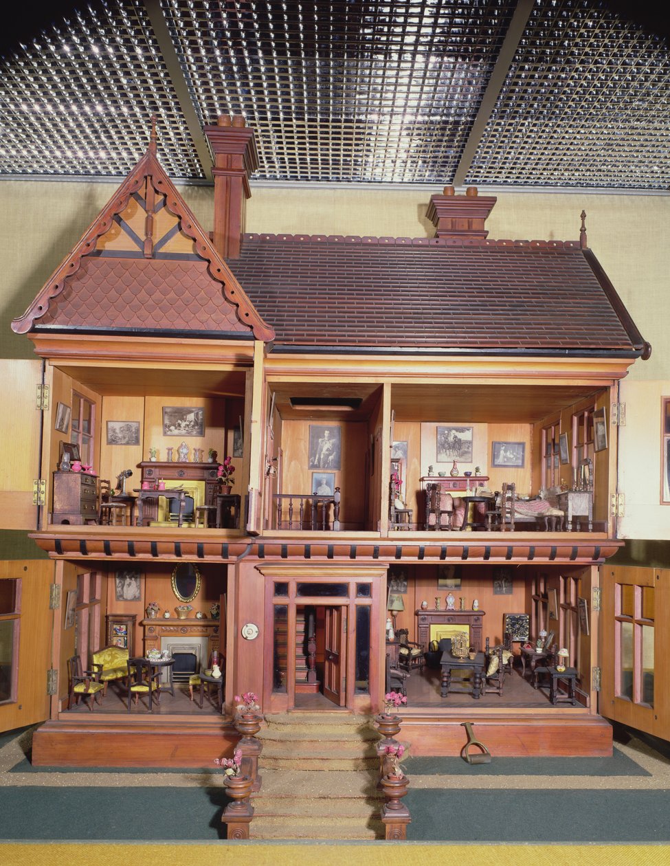 1920年頃、リバプールのアクロワッツによって作成された、クイーンメアリーによって購入されたドールハウス 作： 英語学校
