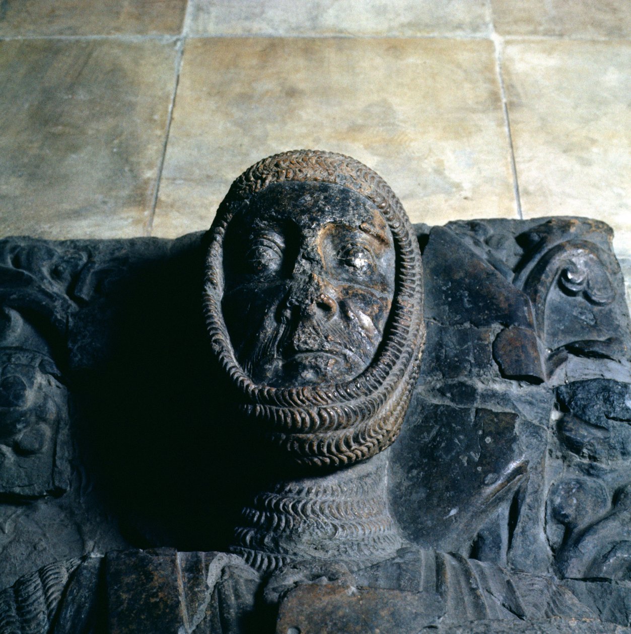 ウィリアム元帥のエフィジー（c.1146-1219）ペンブローク伯爵 作： 英語学校