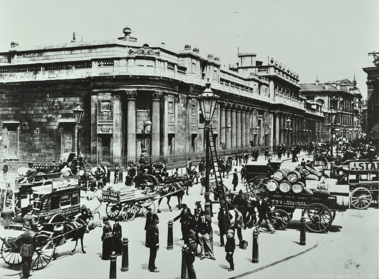 イングランド銀行、スレッドニードルストリート、ロンドン市、1890 作： 英語の写真家