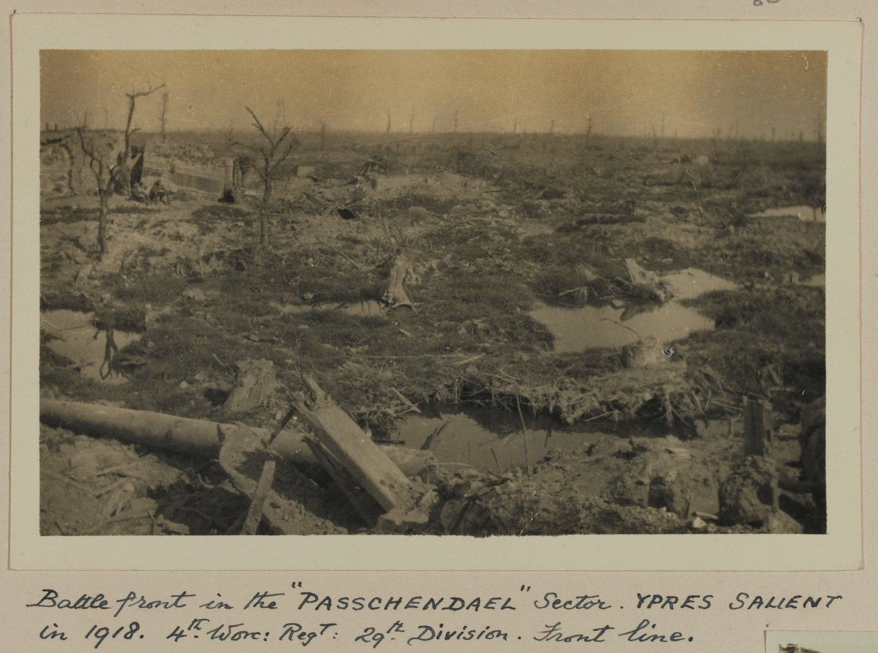 1918年のYPRES Salientの「PASSCHENDAEL」セクターのバトルフロント。 Worc：Regt：第29師団、最前線 作： 英語の写真家