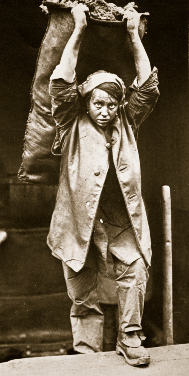 石炭を届ける、ホレス・W・ニコルズによる印刷、1916年頃（グラビア） 作： 英語の写真家