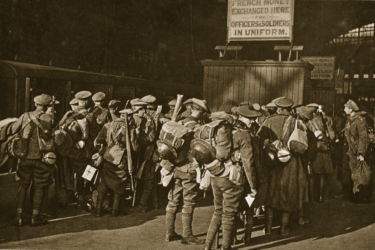 1918年から1918年にかけて、素晴らしい仕事を大いに終えた帰国 作： 英語の写真家