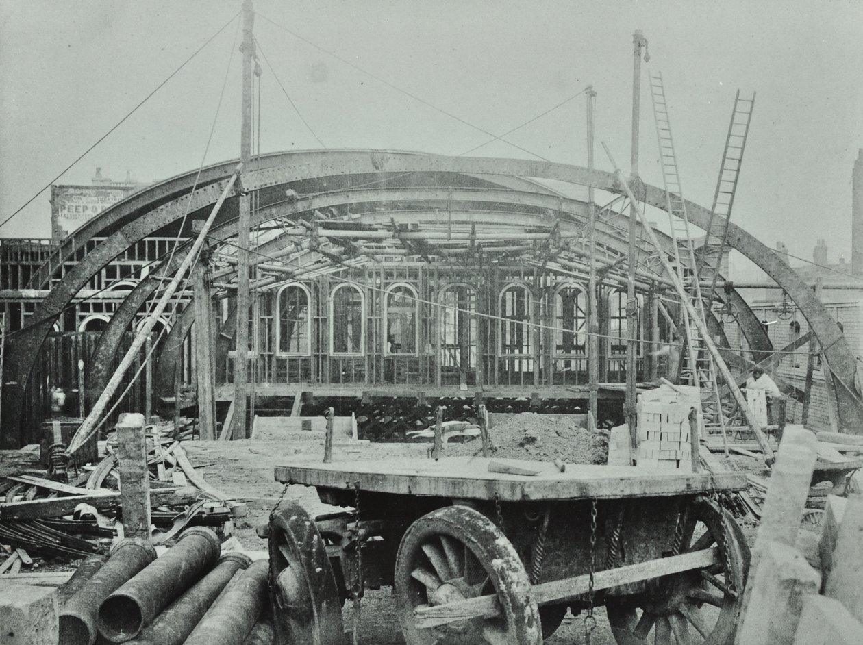 キングスクロス駅：1862年に建設工事が進行中 作： 英語の写真家
