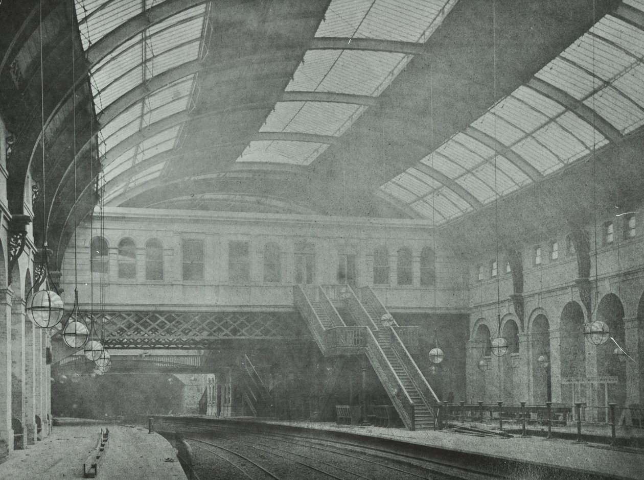 キングスクロス駅：プラットフォームの眺め、1862 作： 英語の写真家