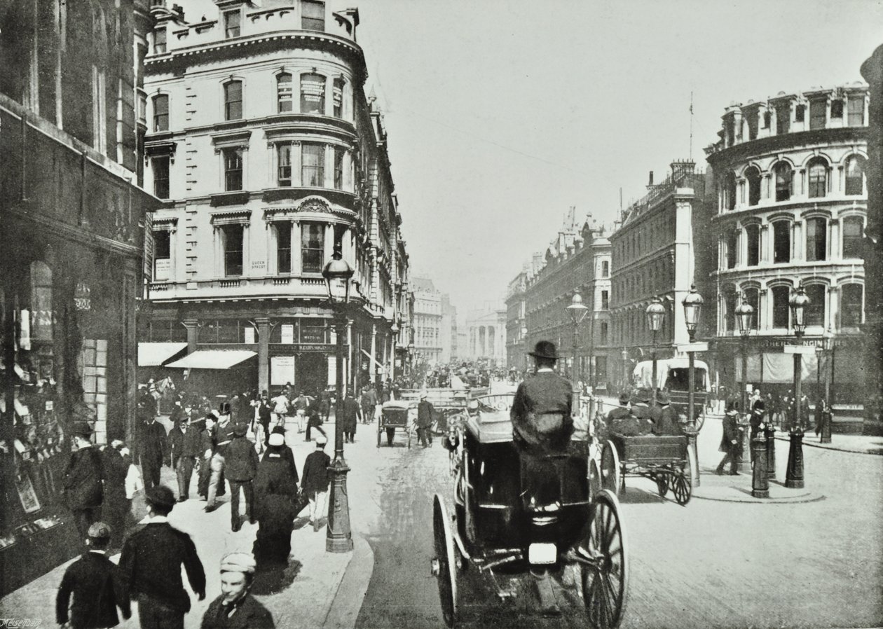 クイーンビクトリアストリート、ロンドン市クイーンストリートから東を見る、1890 作： 英語の写真家