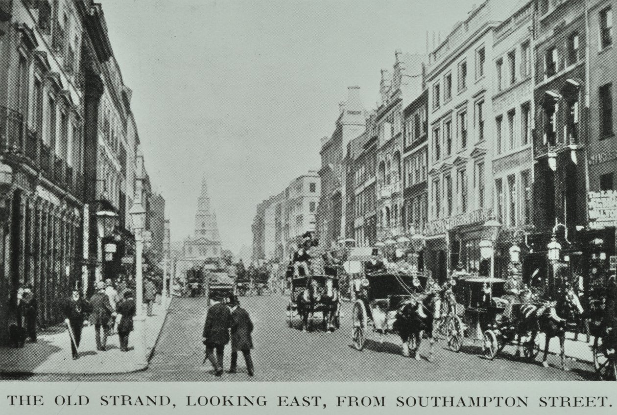 1890年頃、サウサンプトンストリートから東を見たオールドストランド 作： 英語の写真家