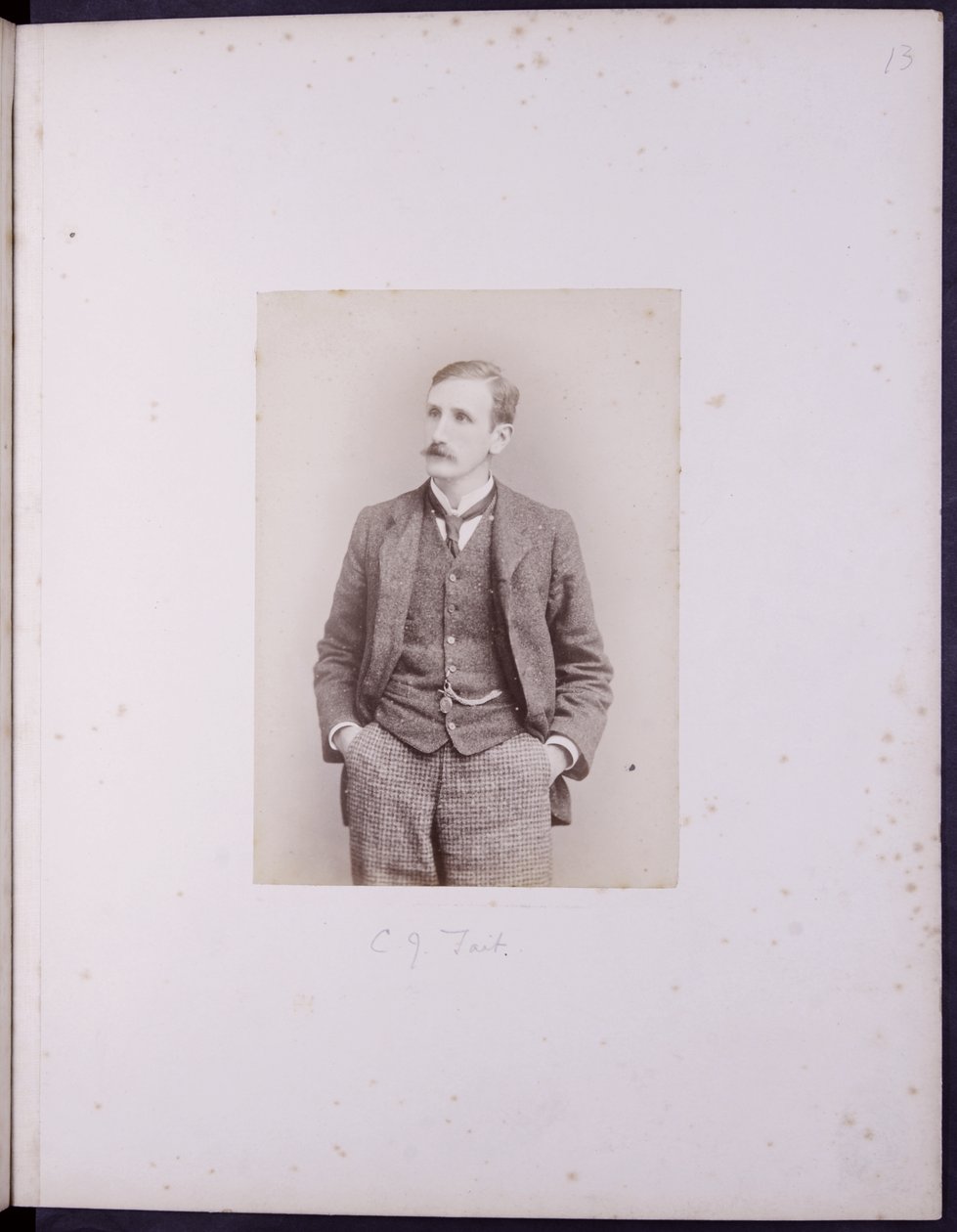 CJ・テイトの肖像、1900年頃（モノクロ写真） 作： 英語学校