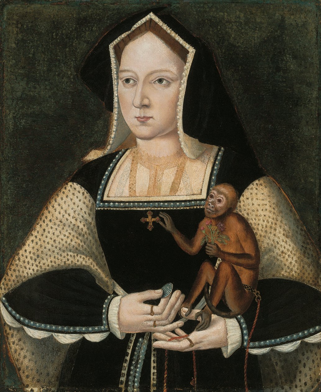 イングランド女王キャサリン・オブ・アラゴン（1485-1536）の肖像（半身）、黒と白のドレスに十字架のペンダント、マーモセットとコインを持つ（油彩・パネル 作： 英語学校