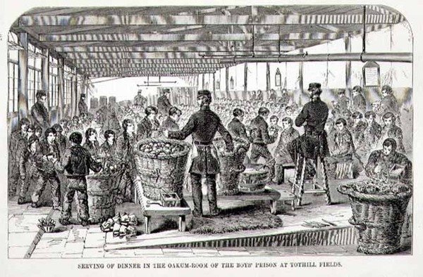トティル・フィールズ少年刑務所のオーカム・ルームでの夕食の配膳（ヘンリー・メイヒュー（1812-87）とジョン・ビニーによる「The Criminal Prisons of London and Scenes of Prison Life」より 作： 英語学校