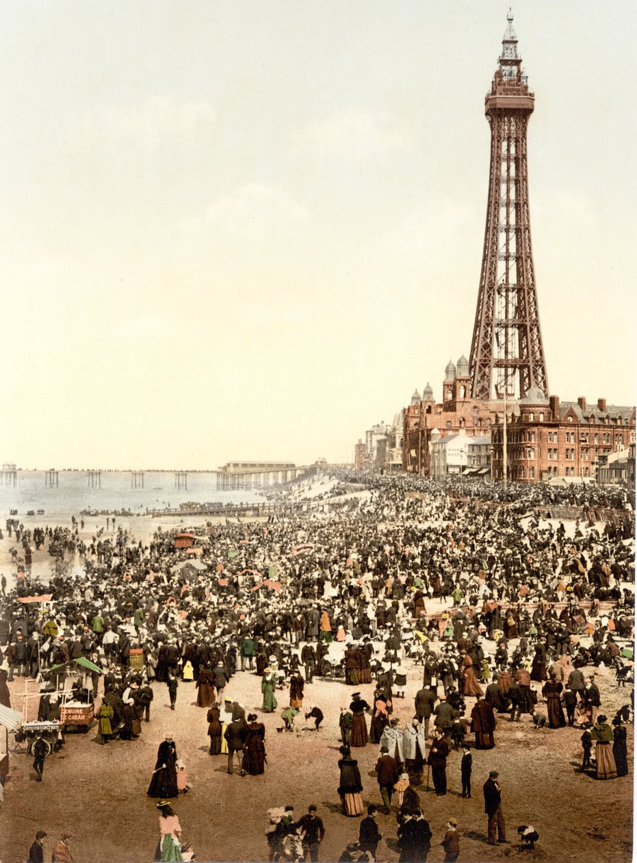 タワーとビーチ、ブラックプール（手彩色写真） 作： 英語学校