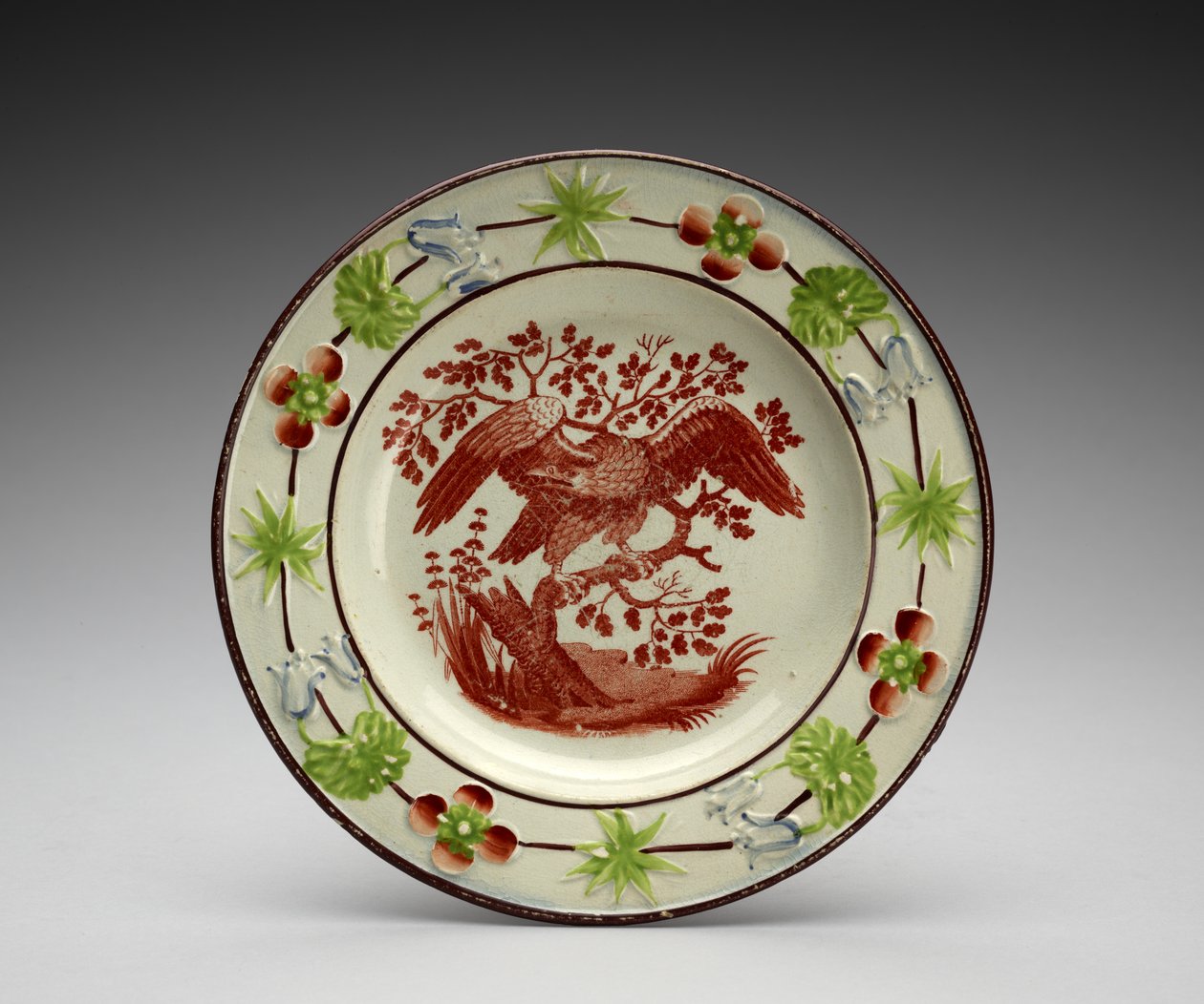 プレート、c。 1818-1846（転写プリントとエナメルを施した鉛釉陶器） 作： イーノックウッドアンドサンズ