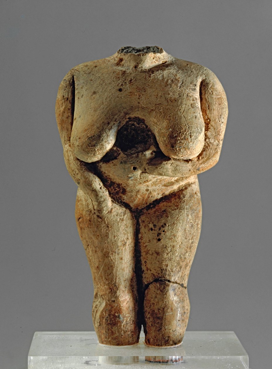 首のない女性の置物、紀元前3400-3000年（テラコッタ） 作： エーリッヒ・レッシング