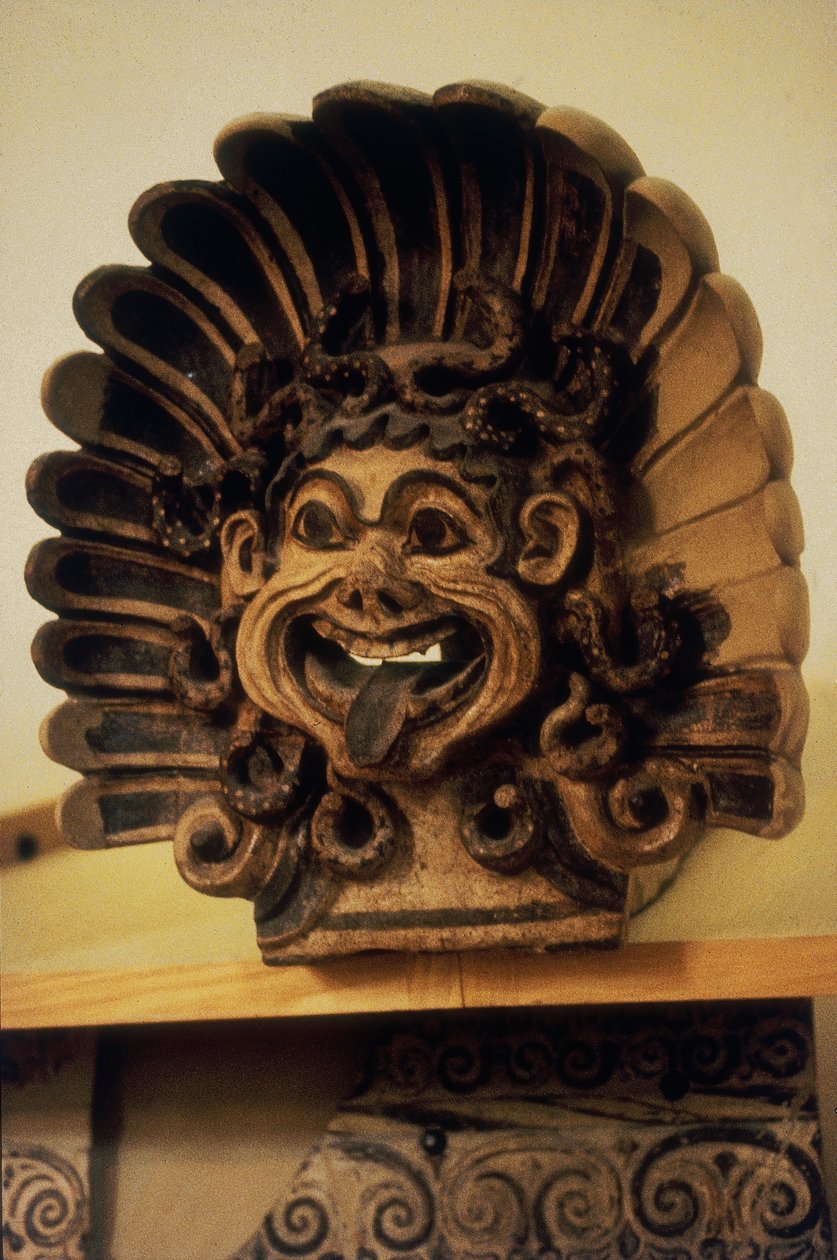Gorgonsの頭の形のAntefix（テラコッタ） 作： エトルリア語