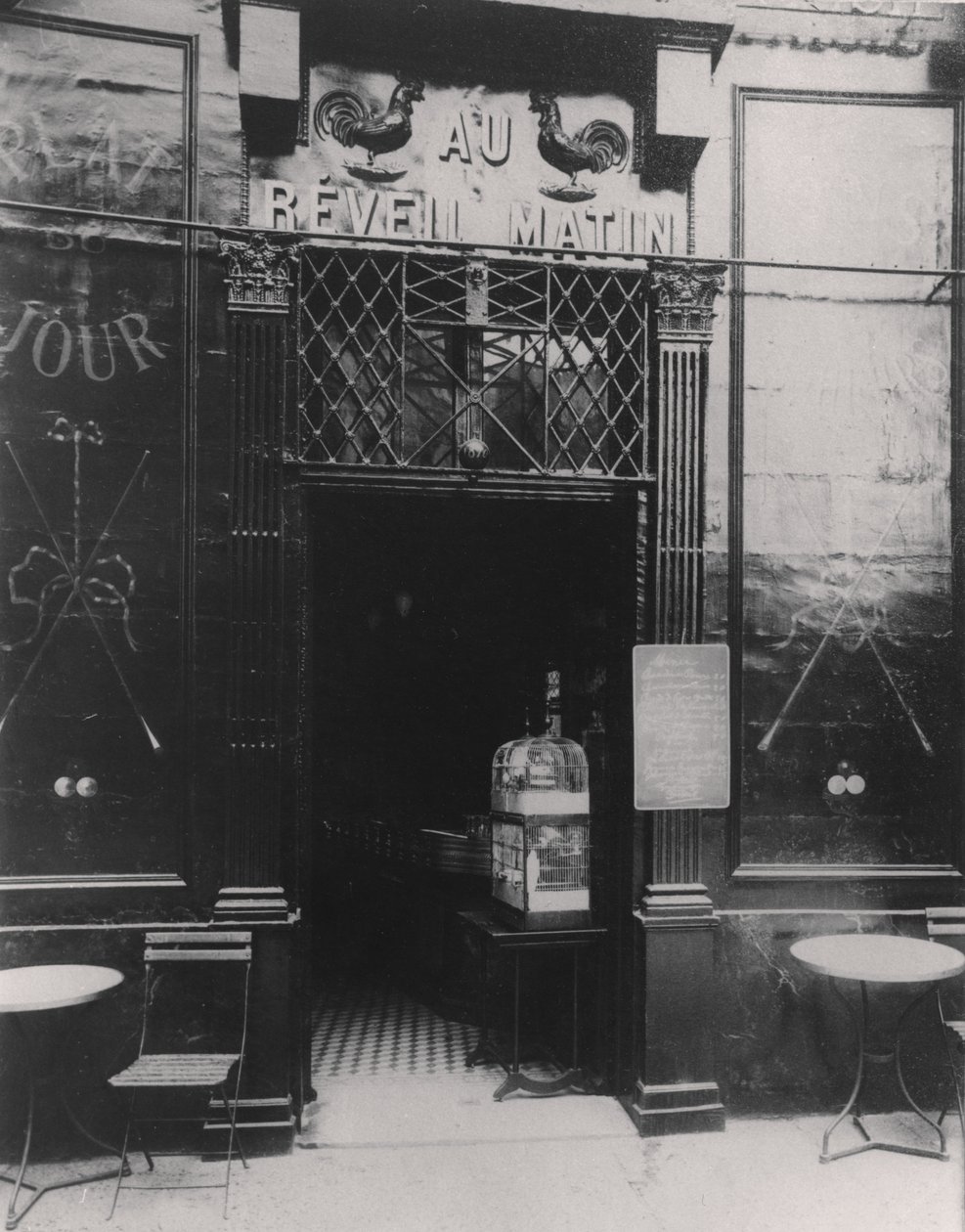 AuRéveilMatin、rue Amelot、11区、パリ 作： ウジェーヌ・アジェ