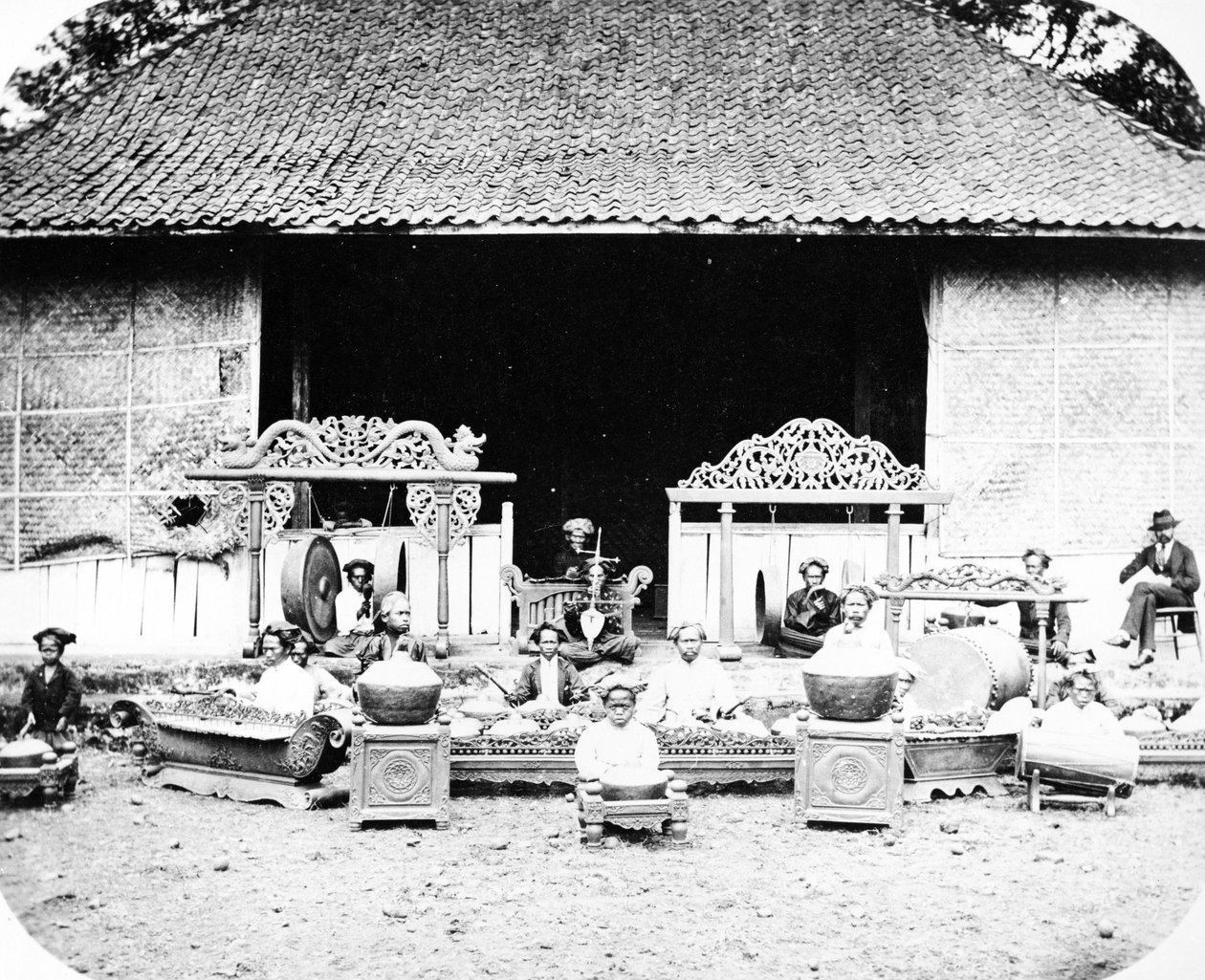 ネイティブプリンセスバンド、ジャワ、1870年代 作： ヨーロッパの写真家