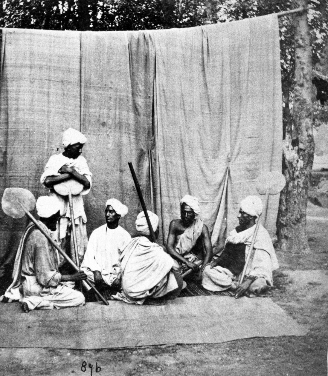 プンカワラ、c。 1860-80年代 作： ヨーロッパの写真家