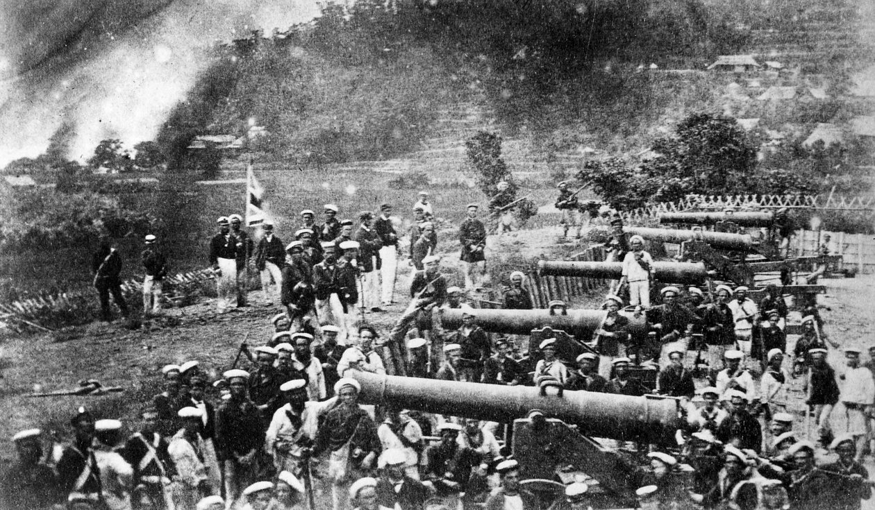 1864年下関市でバッテリーフォートを占領したイギリス、アメリカ、フランス、オランダの艦隊 作： フェリーチェ・ベアト
