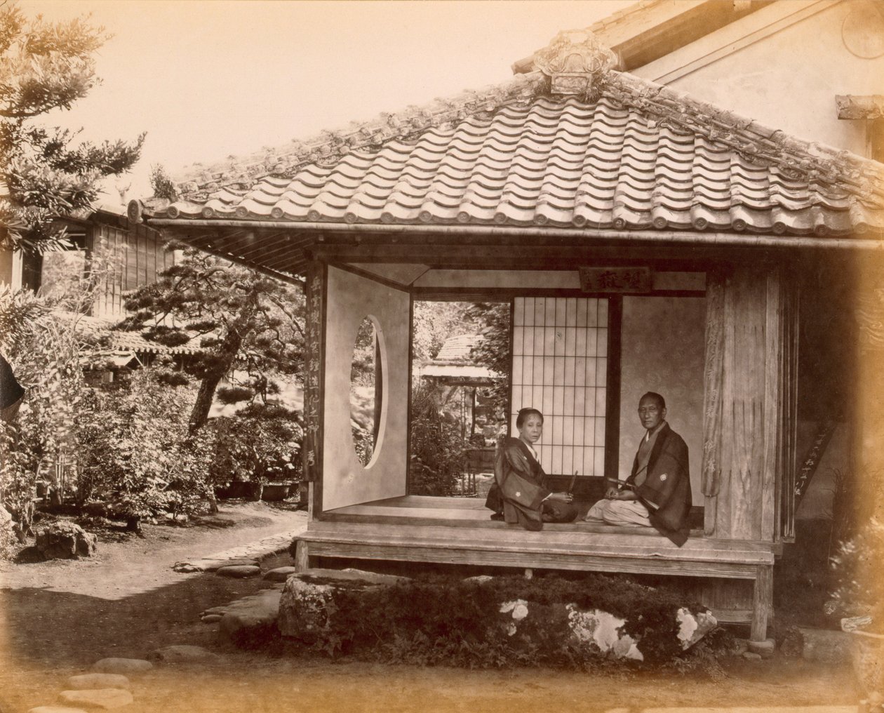 1868 年、東海道波佐のタイクーンの立ち寄り場所。 作： フェリーチェ・ベアト