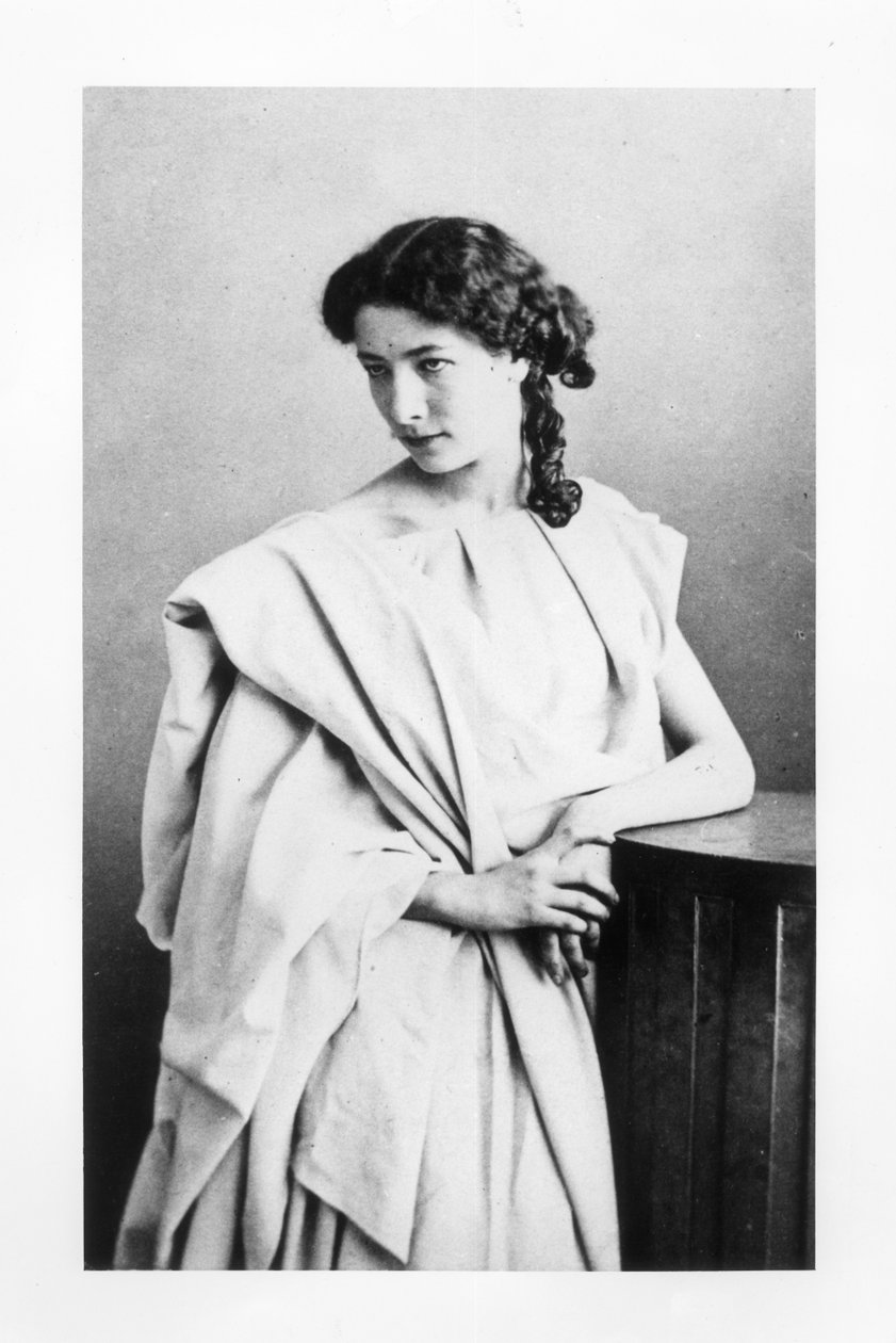 サラ・ベルナール（1844-1923）ジャン・ラシーン（1639-99）c.1860の「ブリタニクス」におけるジュニー役 作： ナダール