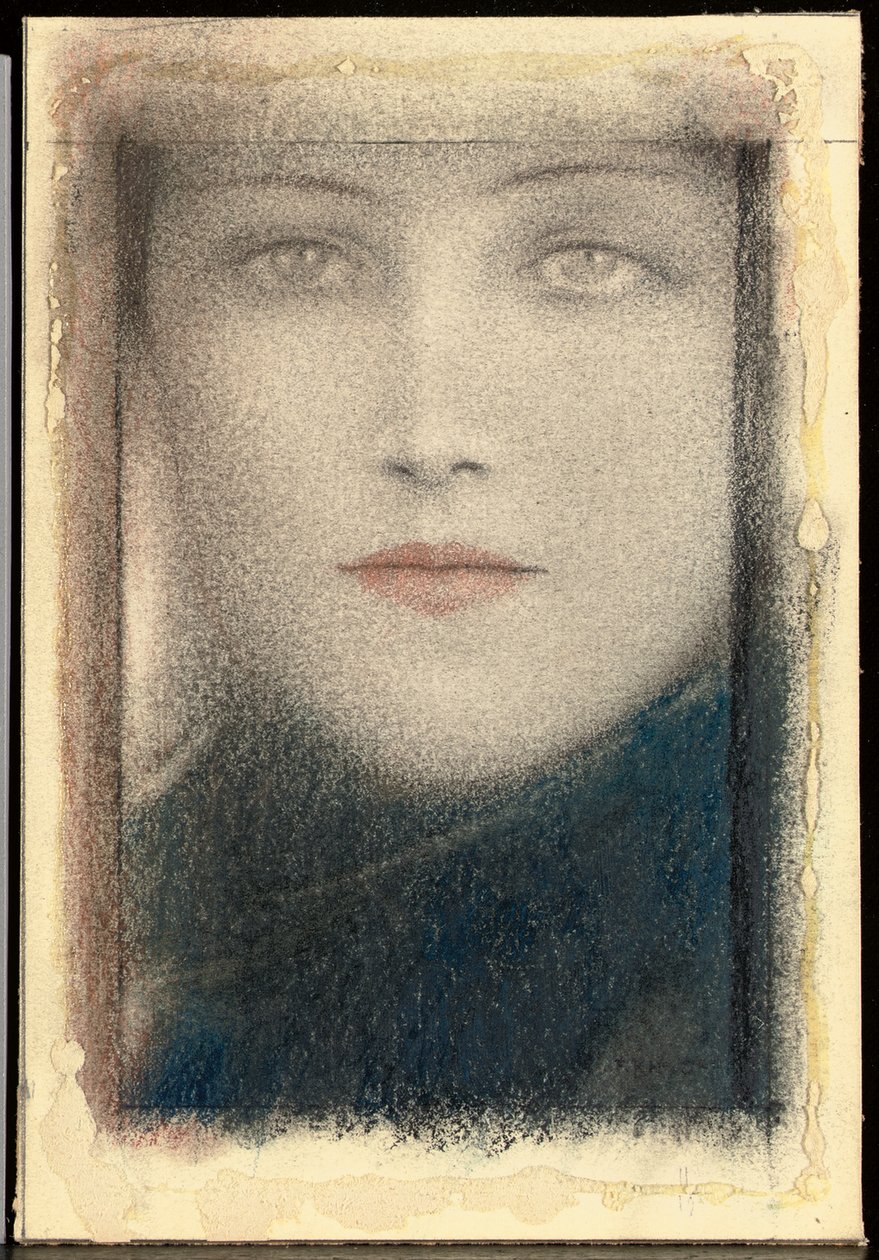 女性の頭、1910年頃 作： フェルナン・クノフフ
