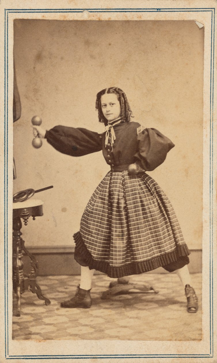 女性の肖像,c.1863-1864年（写真） 作： フェルナンド・デッサール