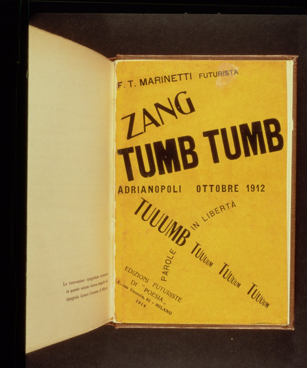 FTマリネッティ（1876-1944）によって作成および設計された「Zang Tumb Tumb」の表紙1914 作： フィリッポ・トンマソ・エミリオ・マリネッティ
