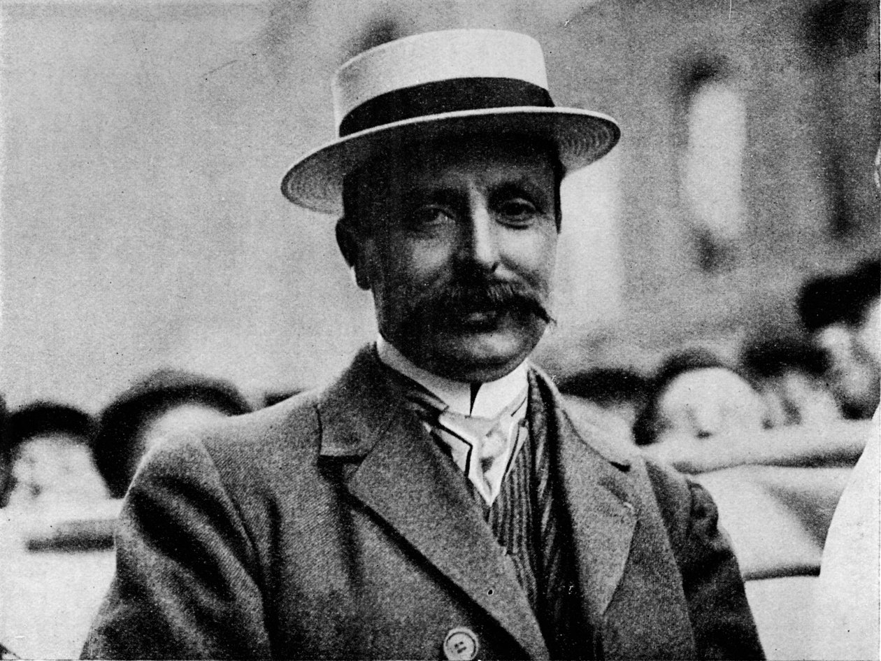 チャンネルの征服者：ルイブレリオ、1909年1933年。 作： 飛行写真
