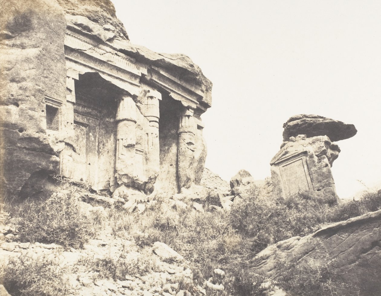 Djebel Selséléh Silsilis, Steles Architecturales Carved In The C..., 1851-52, print 1853-54. 作： フェリックス・テイナード
