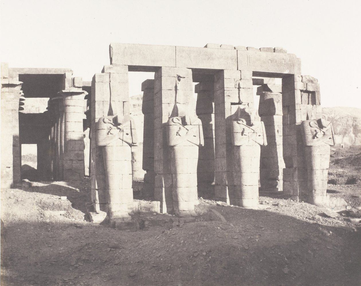 Gournah Thebes、Palais Dit le Memnonium、1851-52 年、1853-54 年に印刷。 作： フェリックス・テイナード