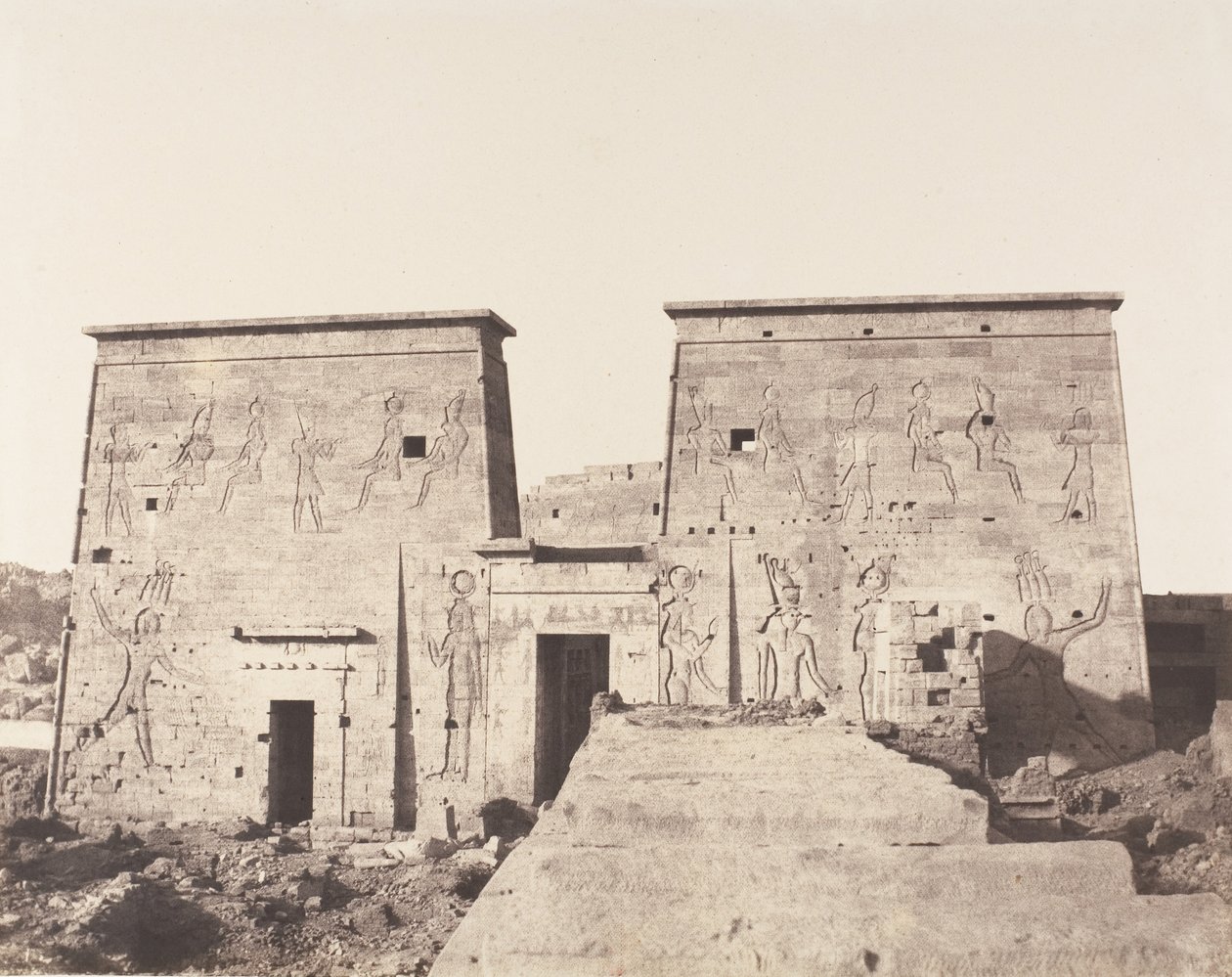 Fileh Philæ の島、最初のパイロン - ... のプラットホームからの眺め、1851-52 年、1853-54 年に印刷。 作： フェリックス・テイナード